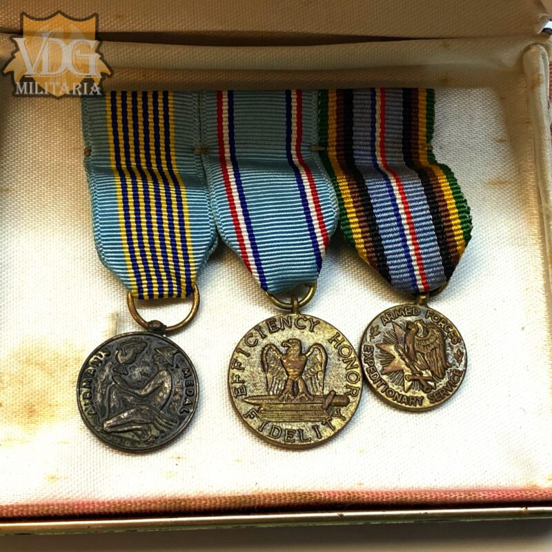 Vietnam War Era US Air Force Mini Medal Bar