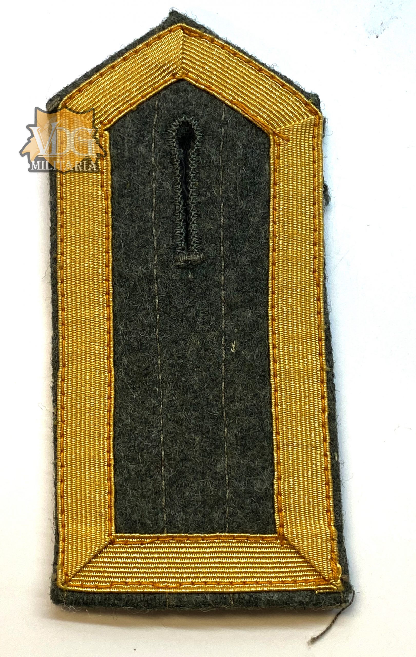 WW2 German Kriegsmarine Coastal Artillery/ Marine Obermaat Shoulder Board