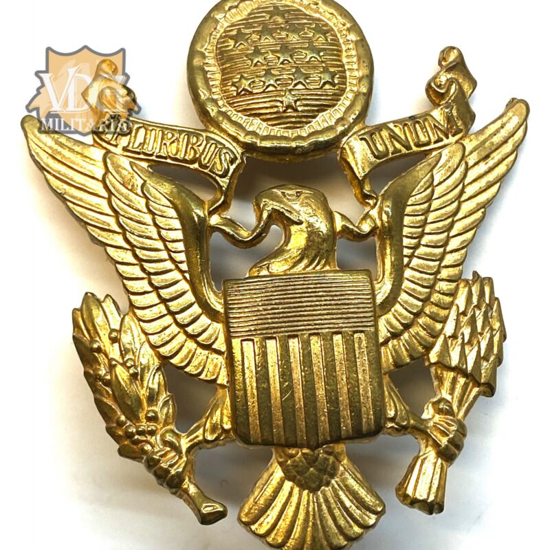WW2 Era US Army Metal Officers Visor Insignia Badge