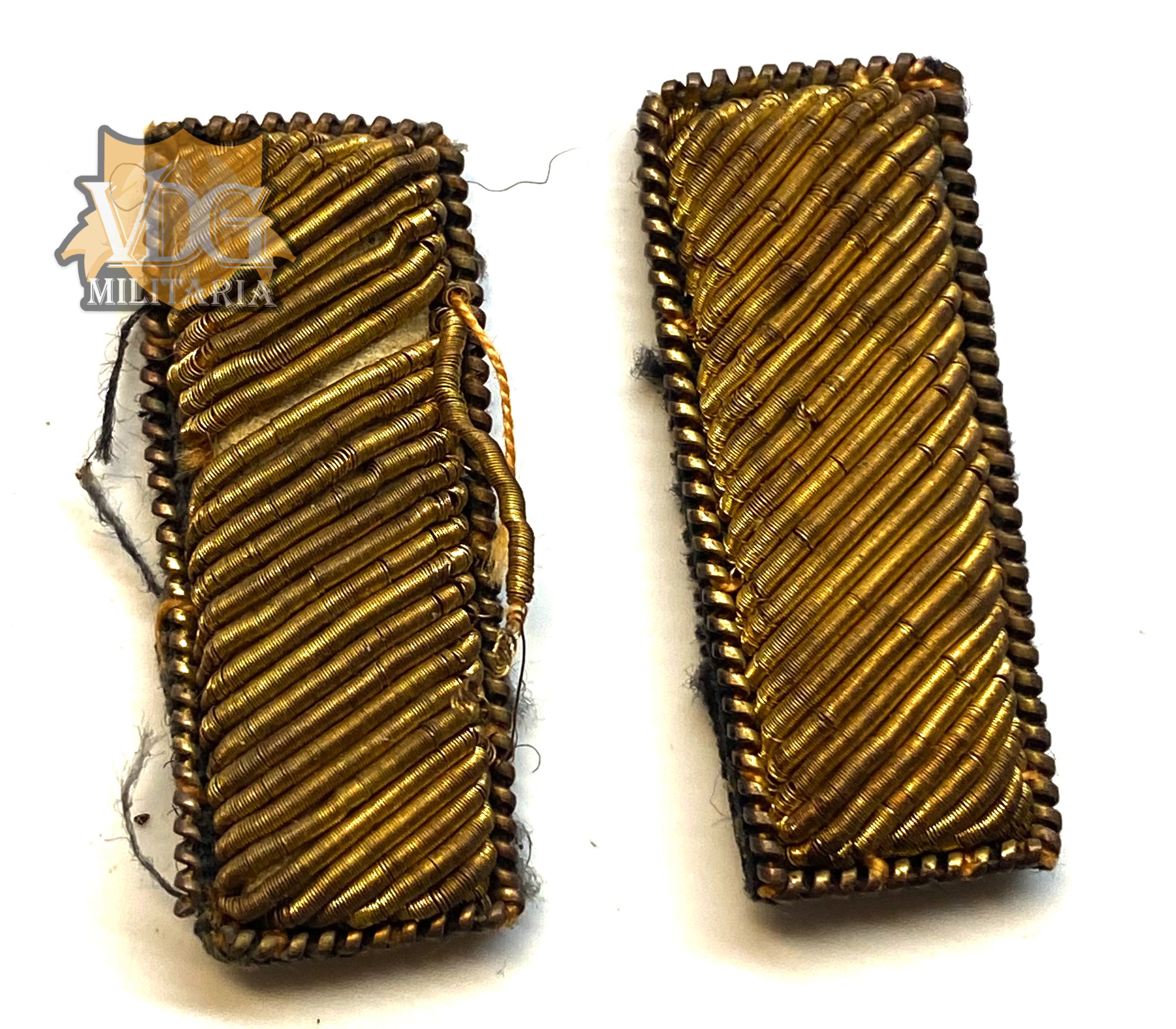 WW1 Era US 2nd LT Bullion Rank Insignia Set