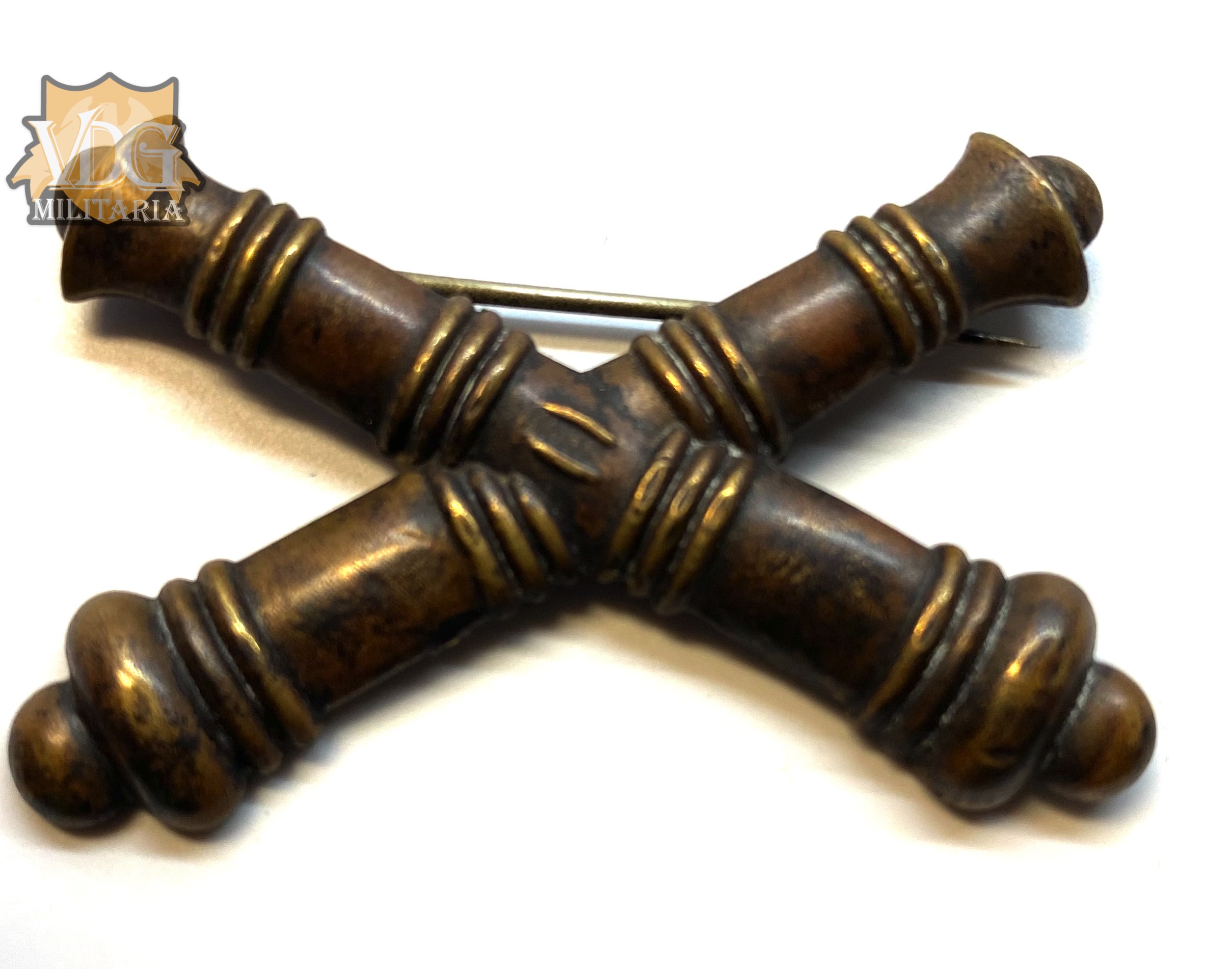 US Spanish American War Era Artillery Pin Badge