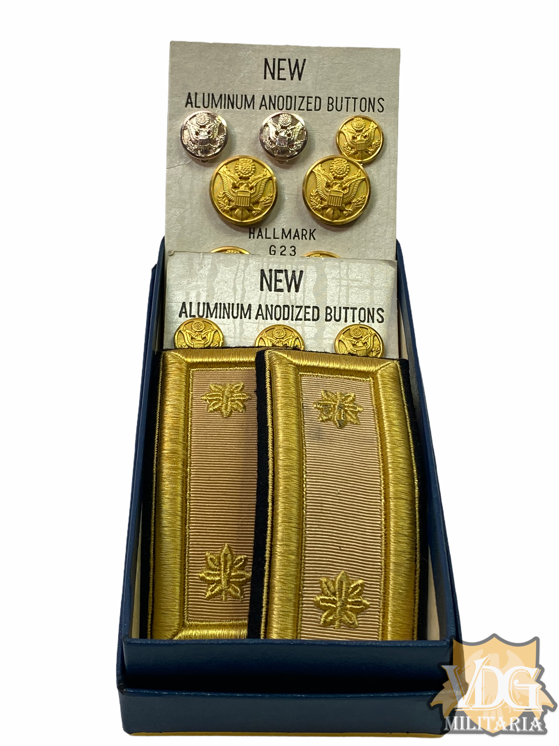 Vietnam War Era US Army Majors Insignia Group-Shoulder Boards and NOS Dress Buttons