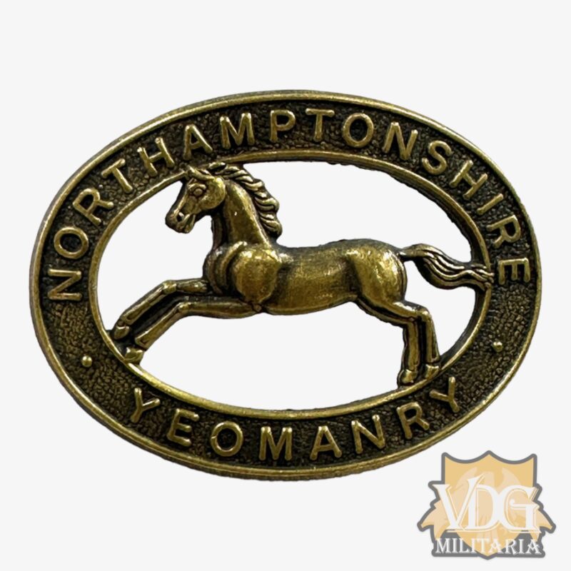 WW2 Era British Army Northamptonshire Yeomanry Cap Badge