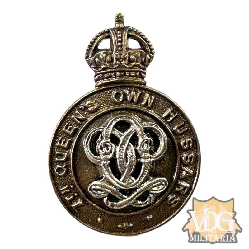 WW1/WW2 Era British The 7th Queen's Own Hussars Cap Badge
