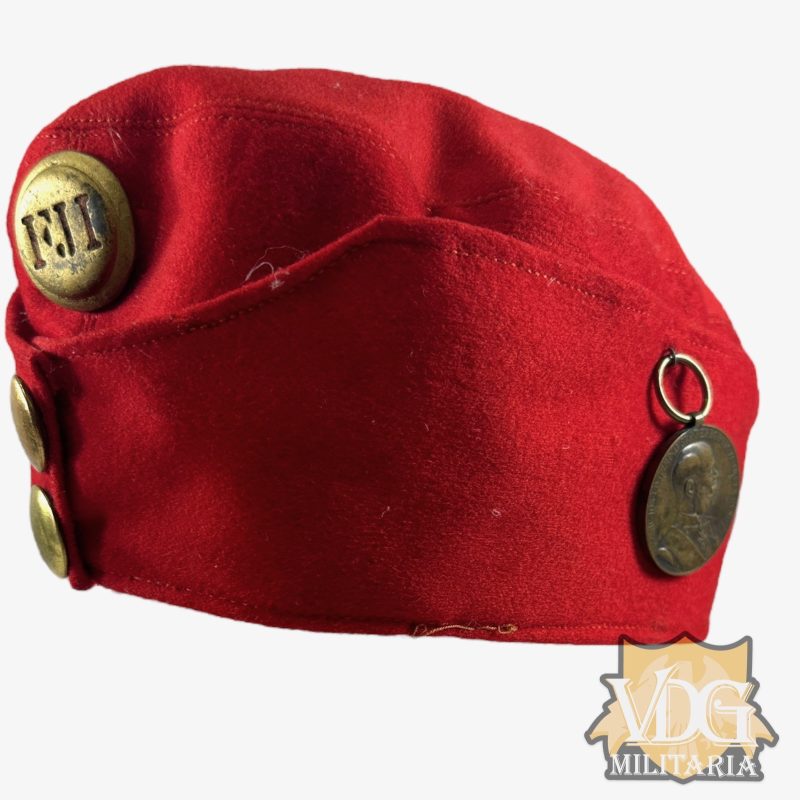 WW1 Austrian  Austrian Franz Joseph Cap with Medal