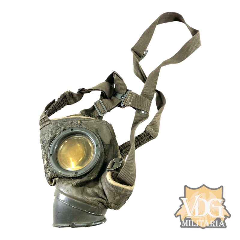 WW2 German M30 Gas Mask, 1944 Dated, Named O. Schnur
