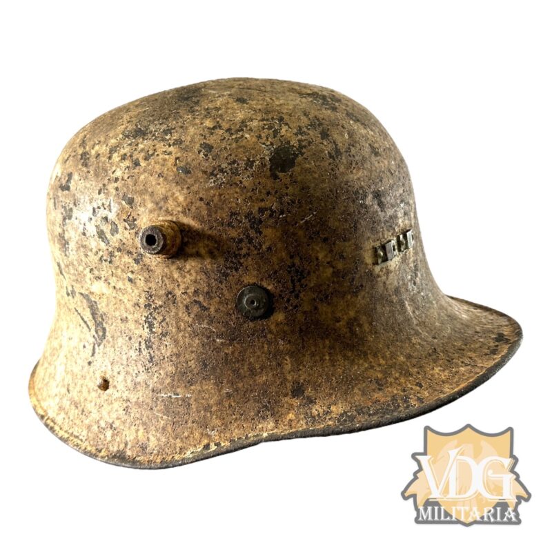 Irish M1927 White Painted Vickers Helmet, complete with Liner & Chinstrap #1