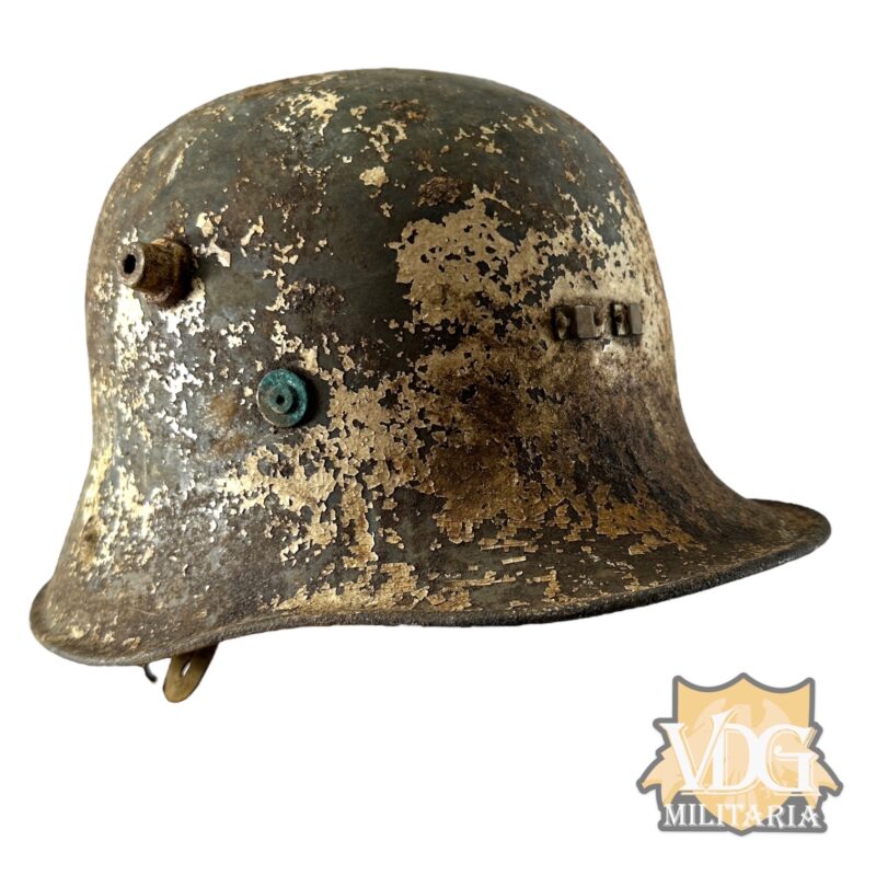 Irish M1927 White Painted Vickers Helmet, Complete with Liner