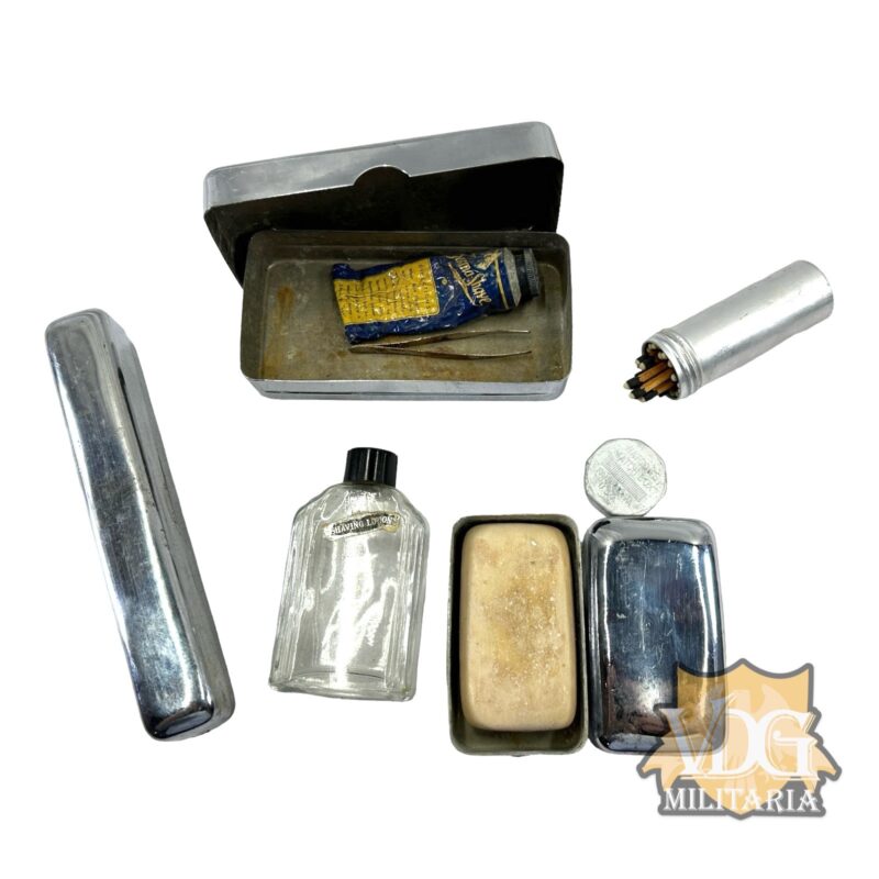 WW1 US Officer Personal Affects Tollietry Kit Set with Matches