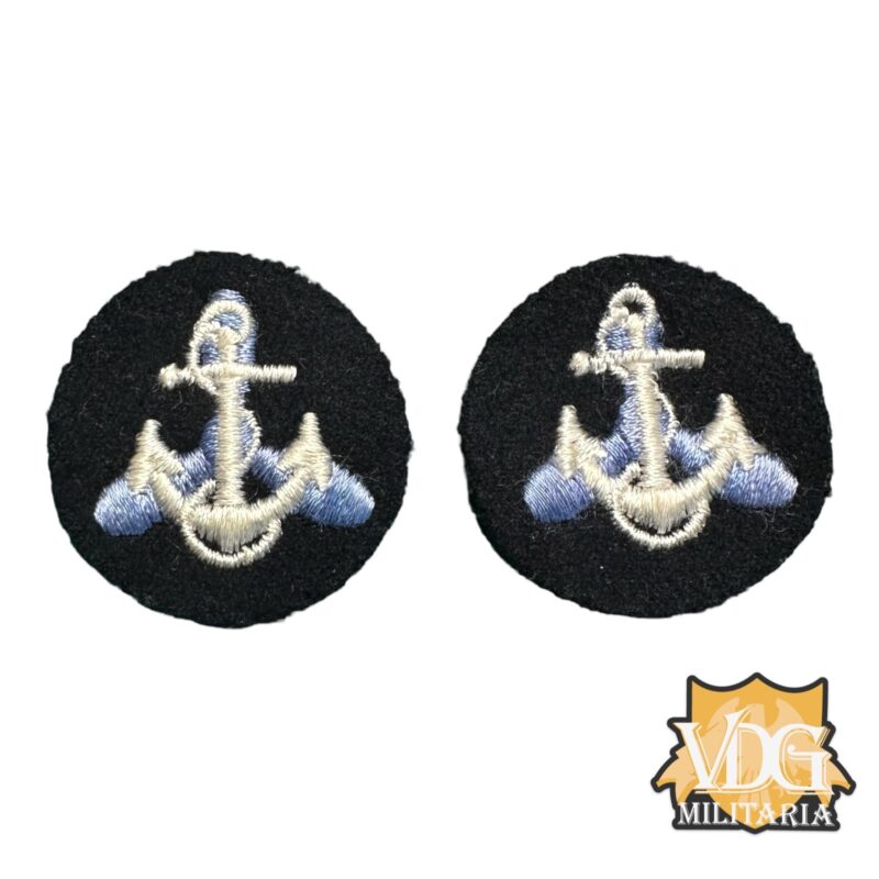 WW2 Era US Navy WAVES Anchor Collar Patch Insignia Set