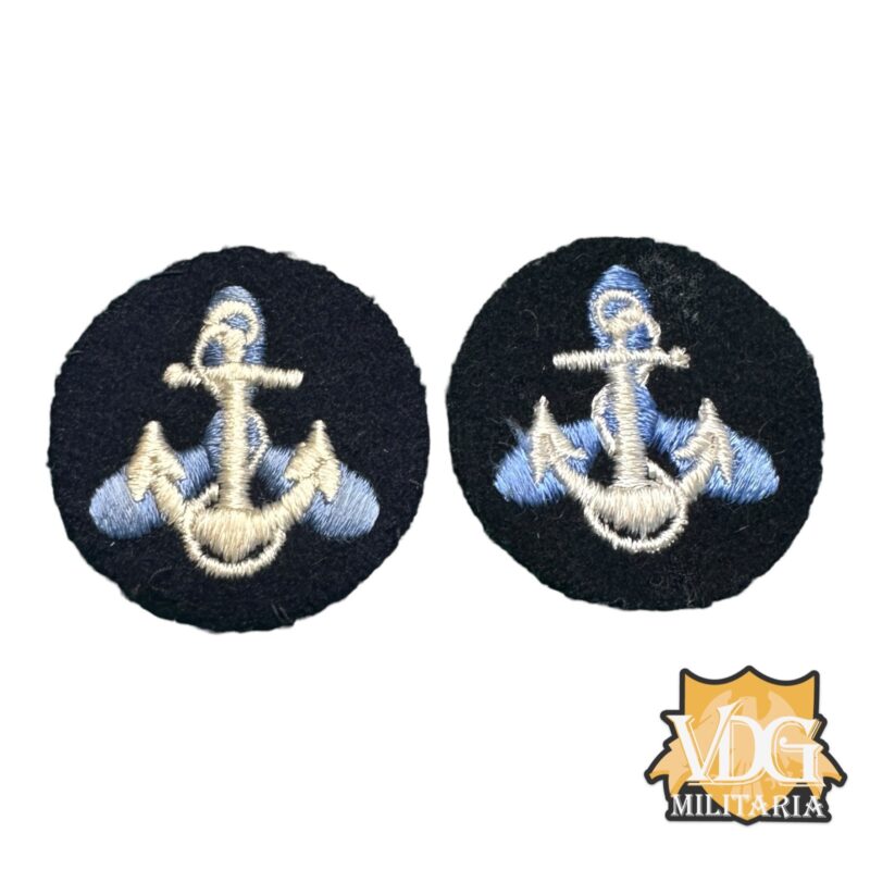 WW2 Era US Navy WAVES Anchor Collar Patch Insignia Set