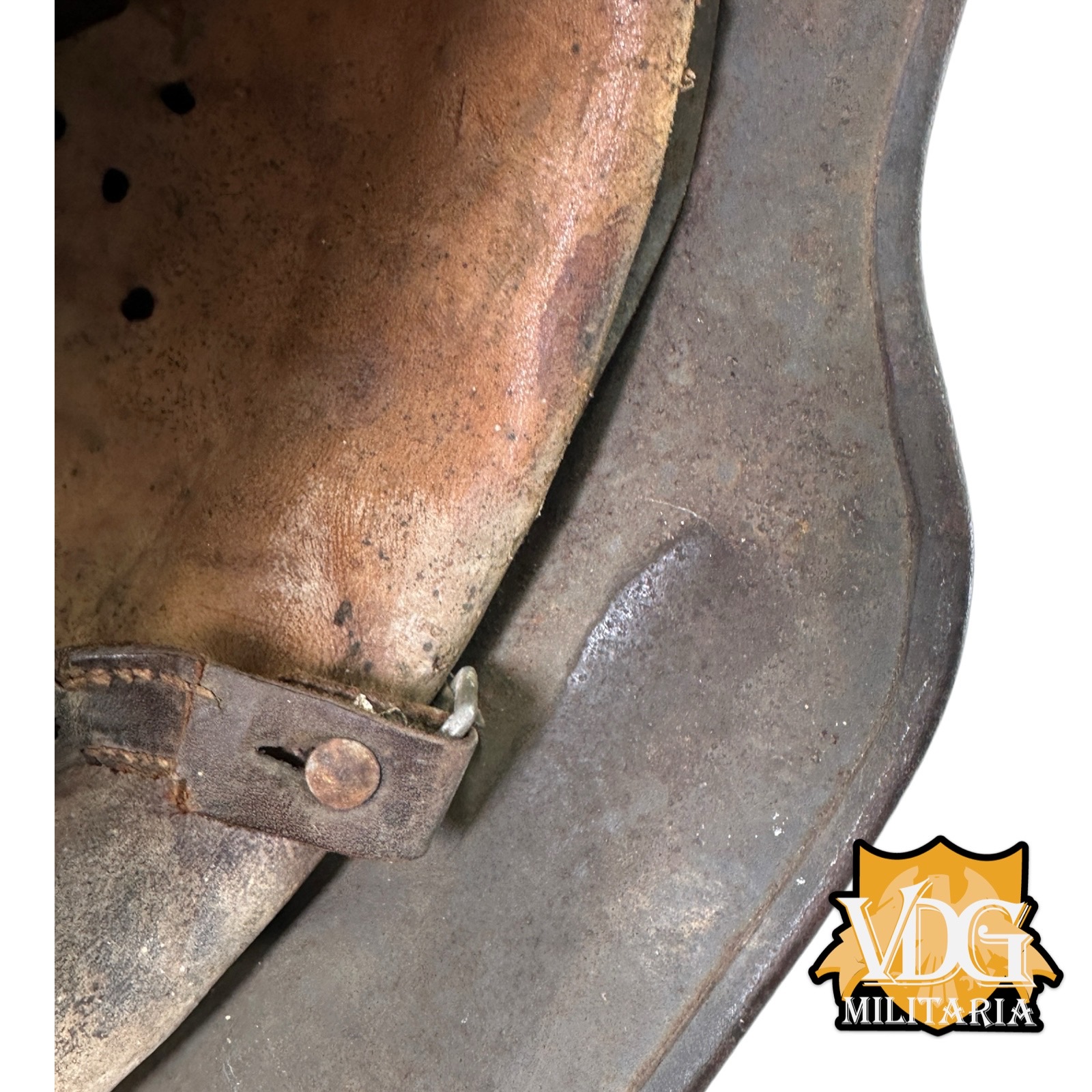WW2 German Luftwaffe SD M40 Helmet w/ Blood Stained Liner & Partial Chinstrap - Image 32