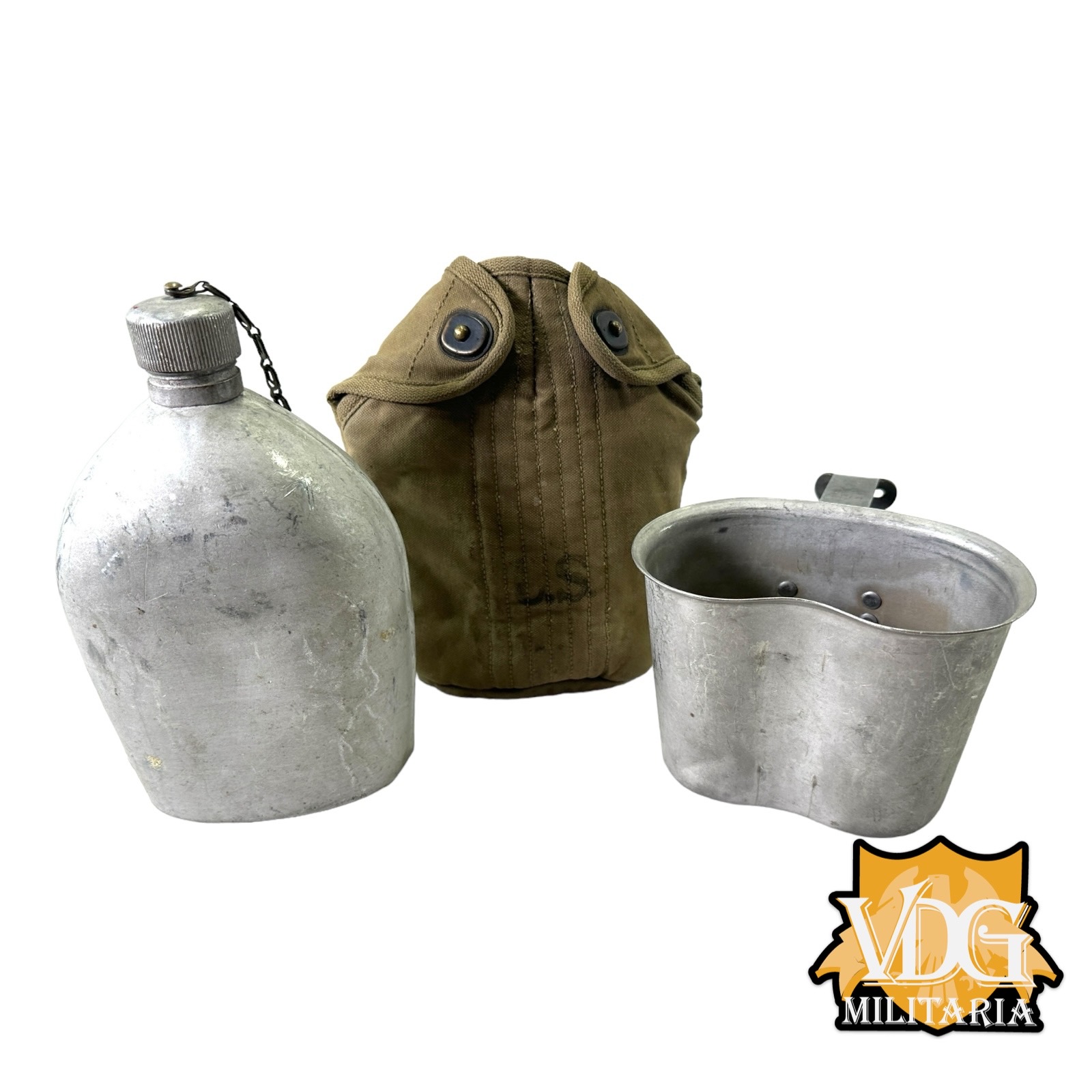 WW2 US M1910 Dismounted Canteen Set-Transitional Bottle, B.E. CO. 1944 Cup & 1942 Cover Named "Garske"
