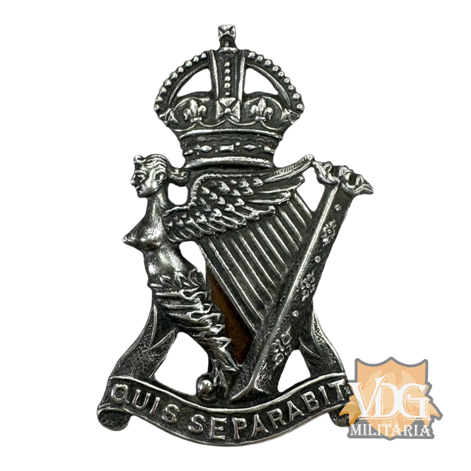 WW2 Era British Army Royal Ulster Rifles Cap Badge