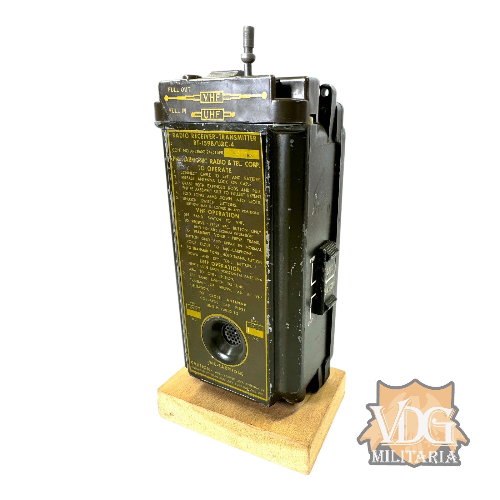 WW2 US Radio Receiver-Transmitter RT-159B/URC-4 By Philharmonic Radio & Tel Corp