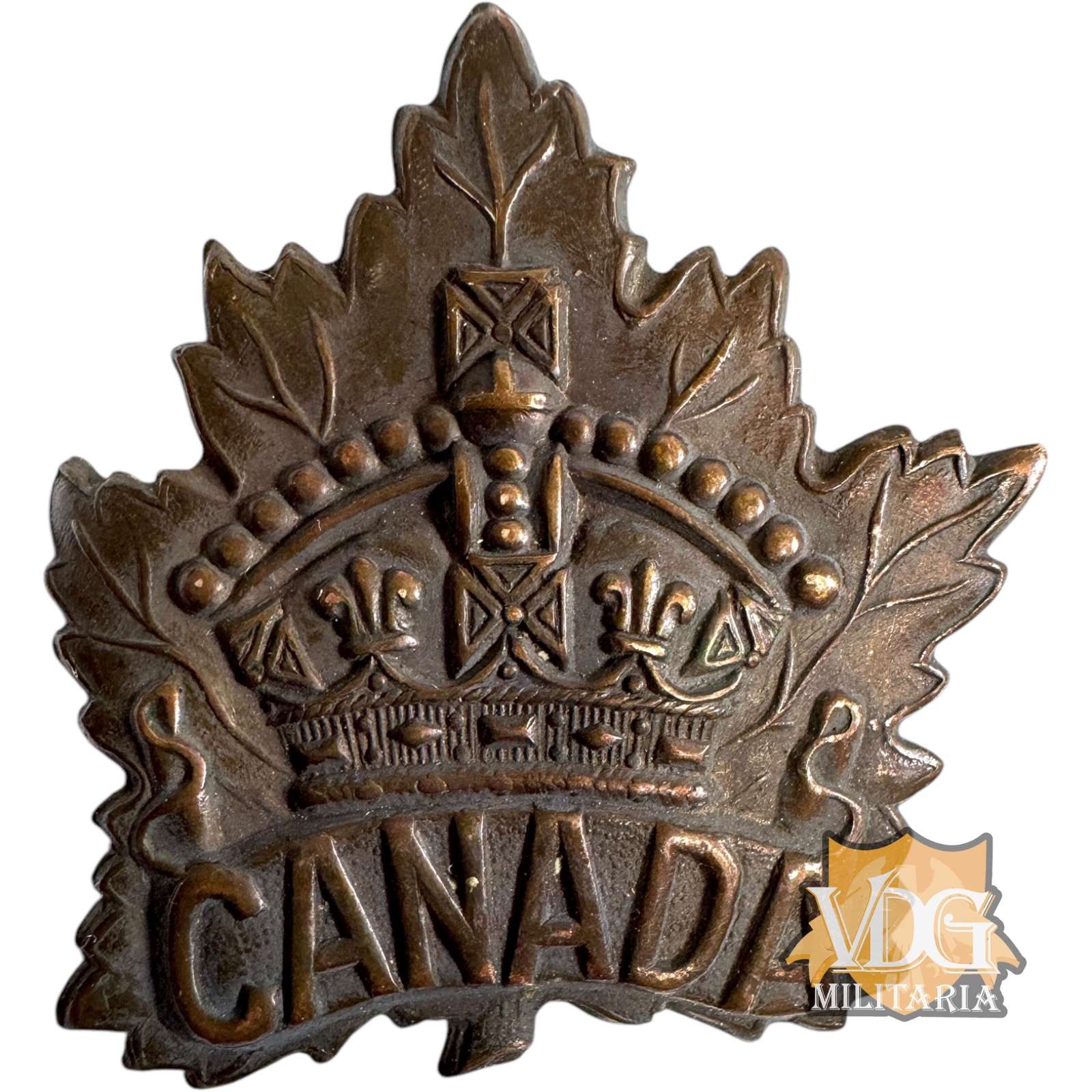 WW1 Canadian General Service Maple Leaf Cap Badge - 1914 Pattern