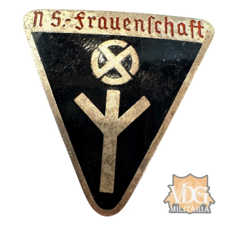 WW2 German NS-Frauenschaft Membership Badge – Nationalsozialistische Frauenschaft Enamel Pin (M1/102 Frank & Reif Stuttgart)