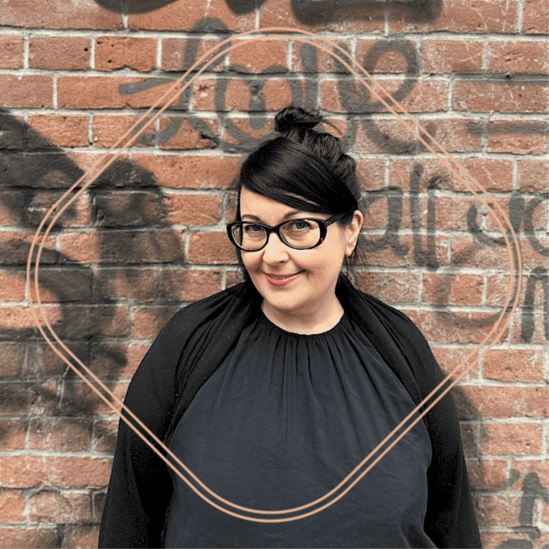 Sharon Em - I know a guy