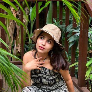Mahek Shah | Ahmedabad Blogger