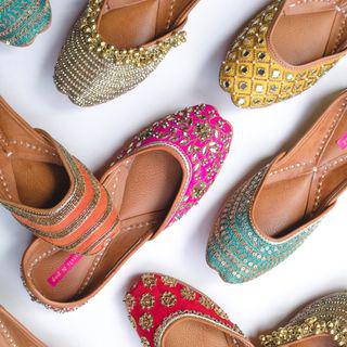 PASTELS AND POP