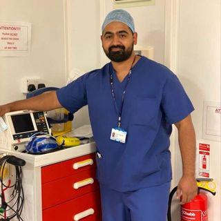 Dr Karan Rajan (MRCS MBBS BSc)