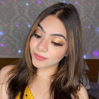 JUHI| Makeup| Skincare| Fashion Influencer
