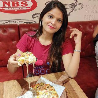 Sakshi || Food Beauty & lifestyle || Dhanbad Blogger 🧿