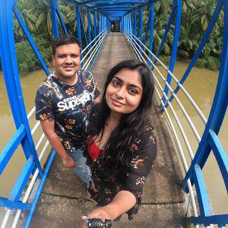 Isha & Vikas