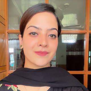 Dr Qurat ul ain