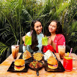 SHIVANI SONAL & SURAJ | FOODBLOGGER