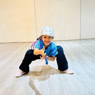 Devanshi Biswal | Dancer | Bharatnatyam | Hiphop | Bollywood