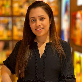 RITU VASNA - JAIPUR MAKE UP ARTIST