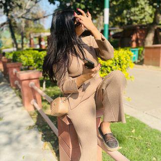 Simran🌸