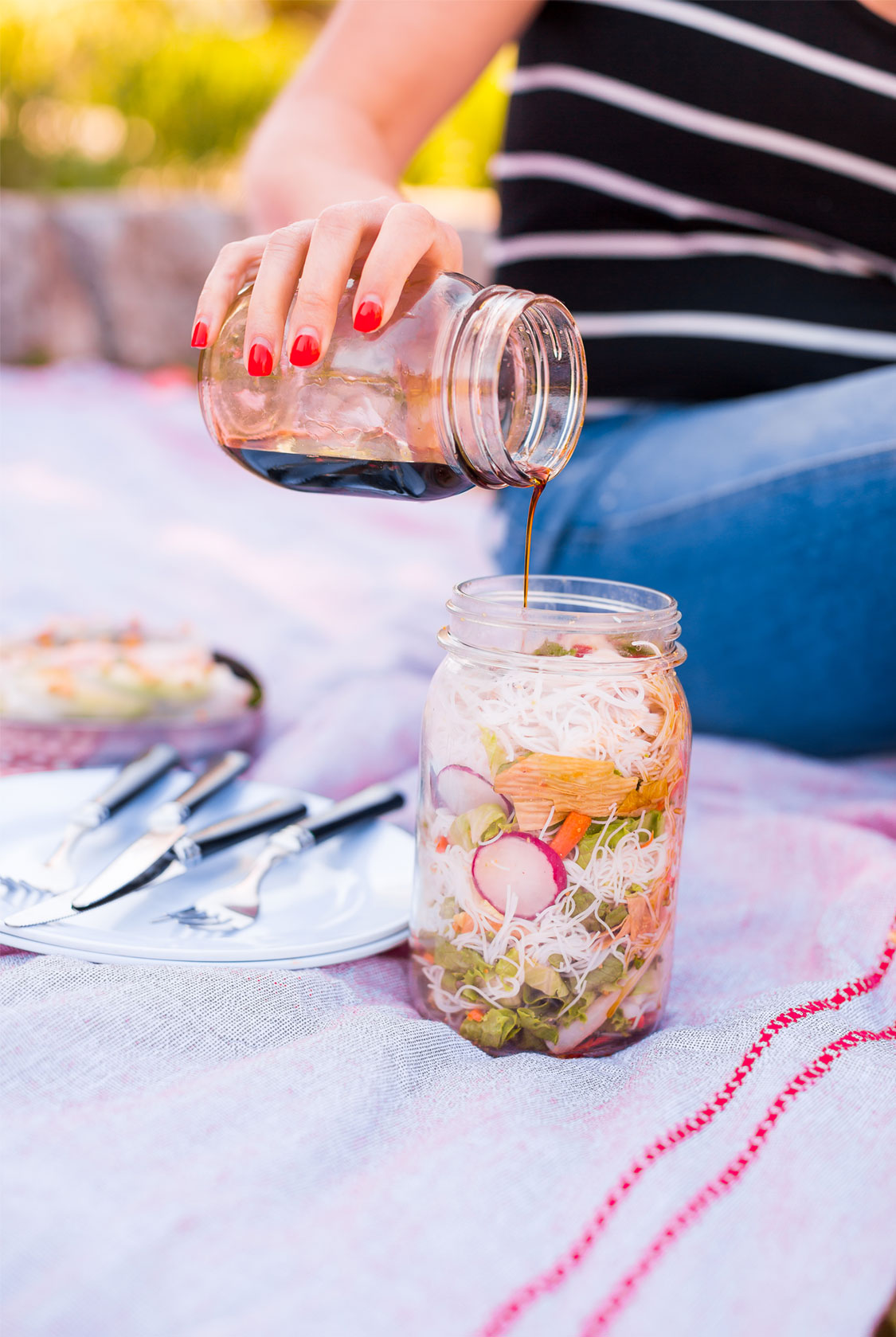 Vermicelli salad in a jar