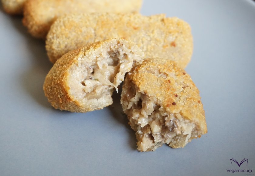 Mushroom and finished walnut croquettes Mushroom and finished walnut croquettes