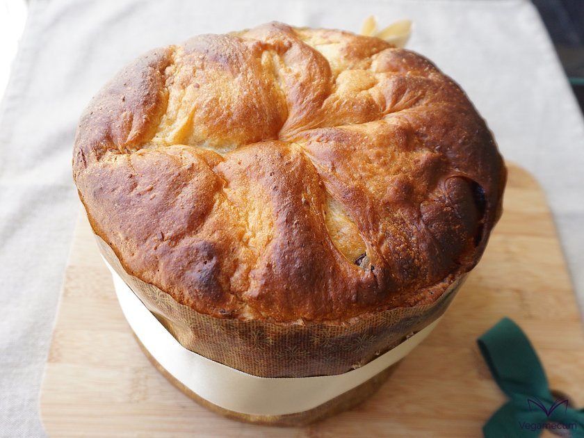 Vegan Panettone with Raisins and Finished Candied Orange Vegan Panettone with Raisins and Finished Candied Orange