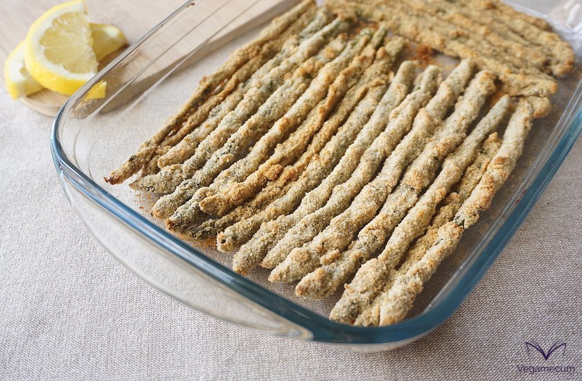 Crispy Asparagus with Vegan Parmesan and Fresh Baked Lemon Crispy Asparagus with Vegan Parmesan and Fresh Baked Lemon