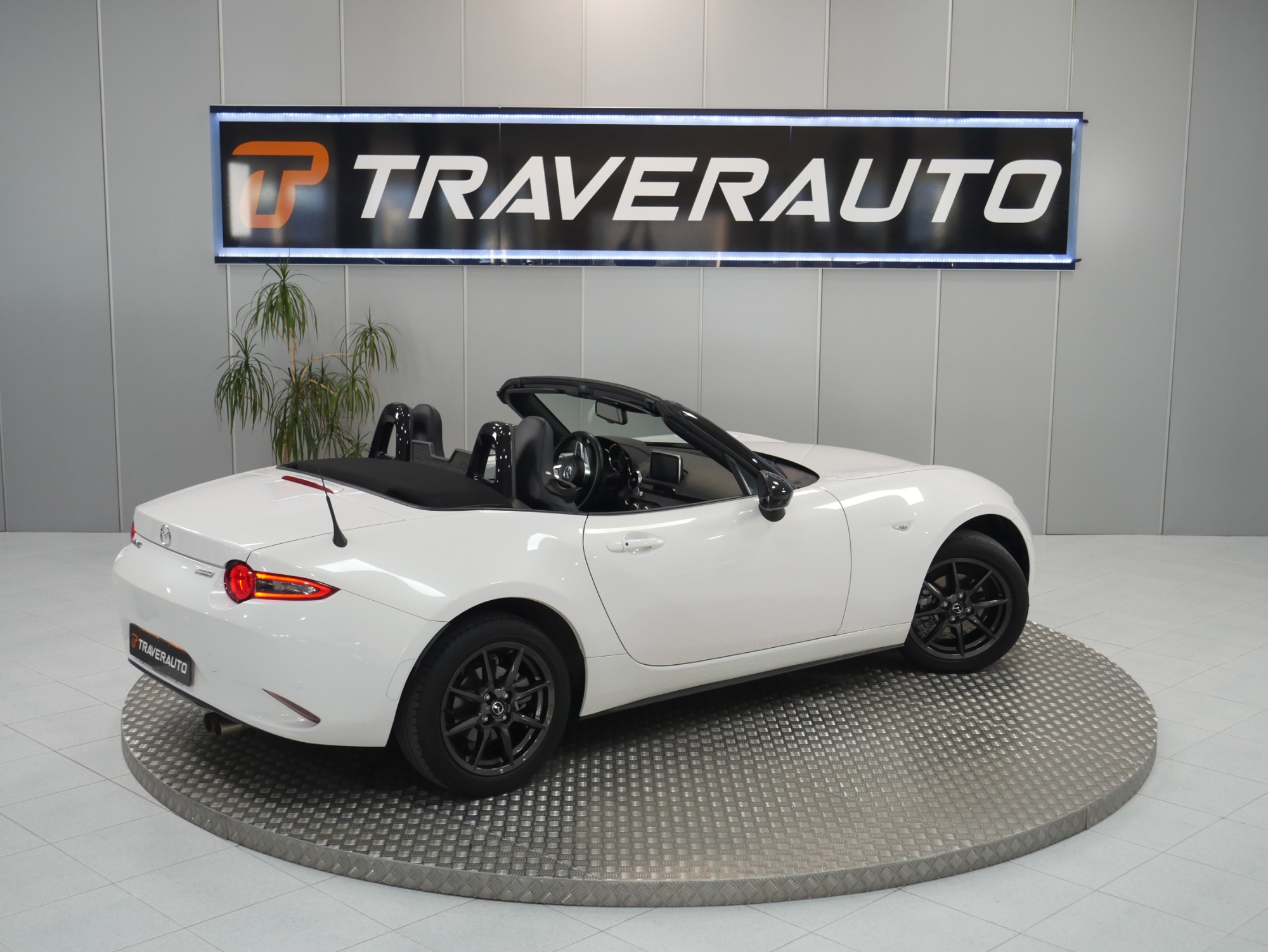 mazda mx5