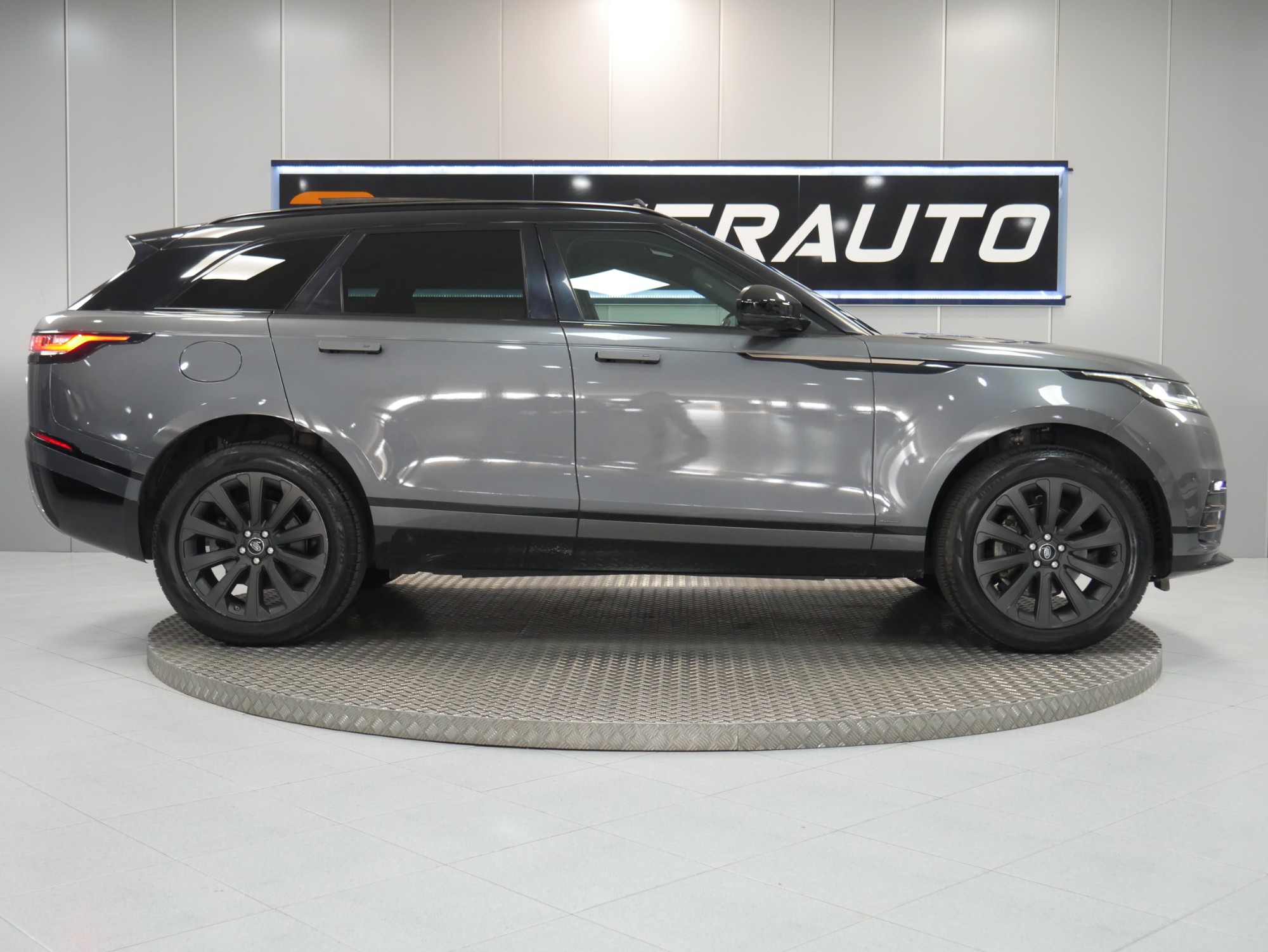 LANDROVER RANGE ROVER VELAR
