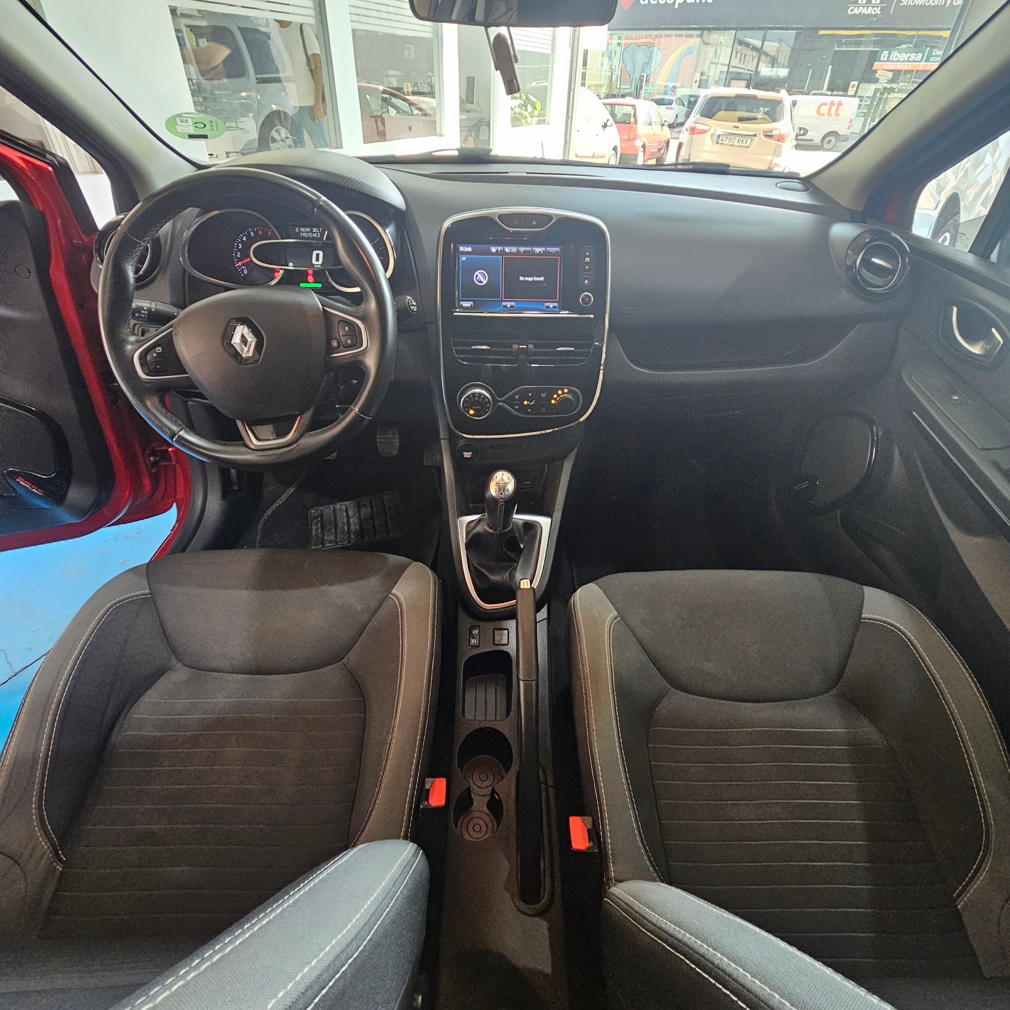 Renault Clio - 10