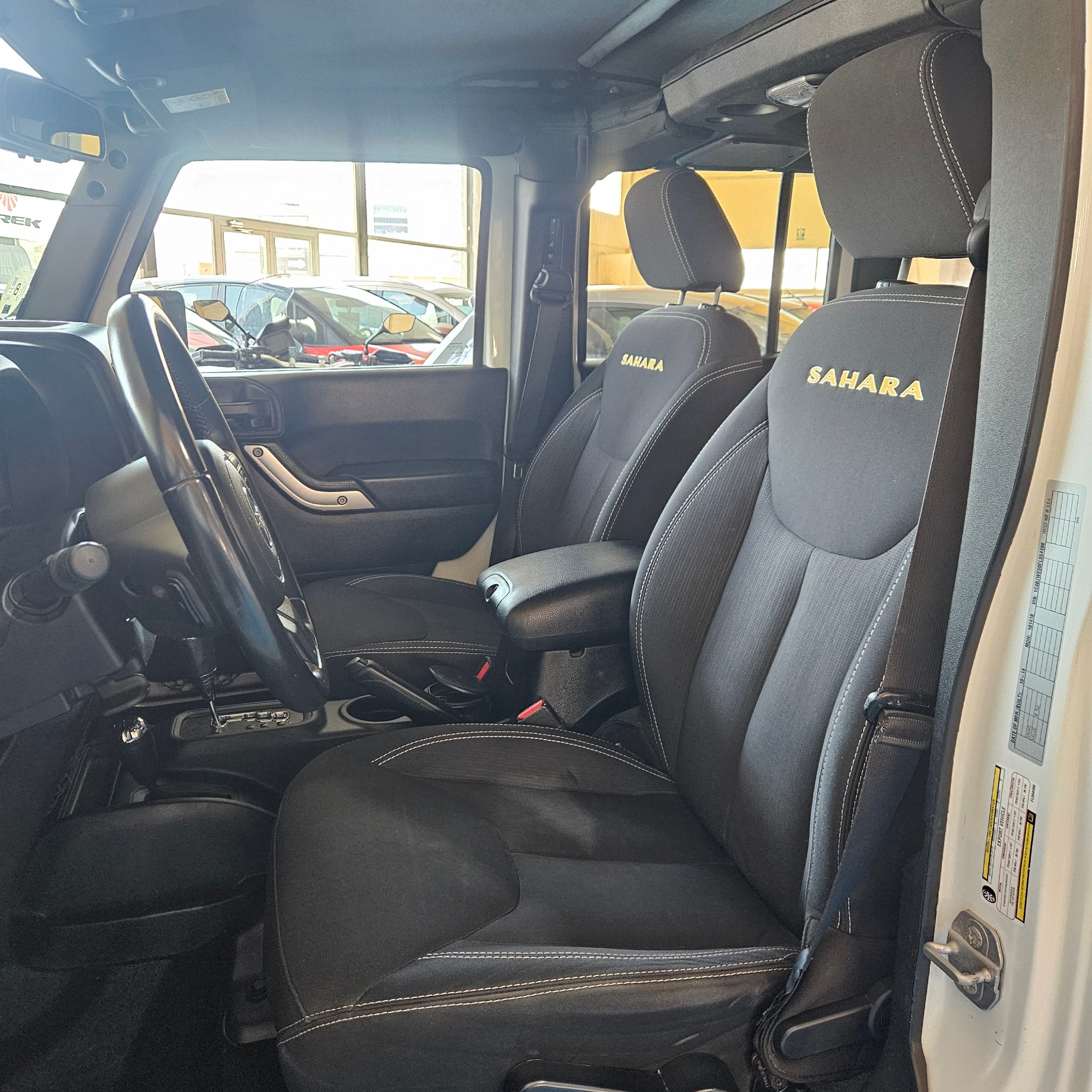 Jeep Wrangler - 10