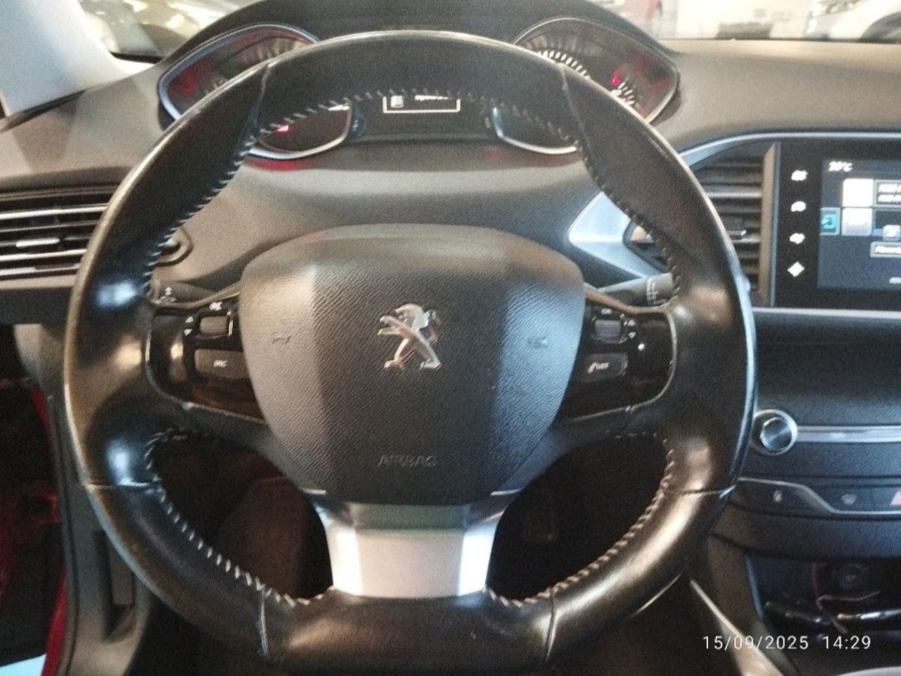 Peugeot 308 - 18