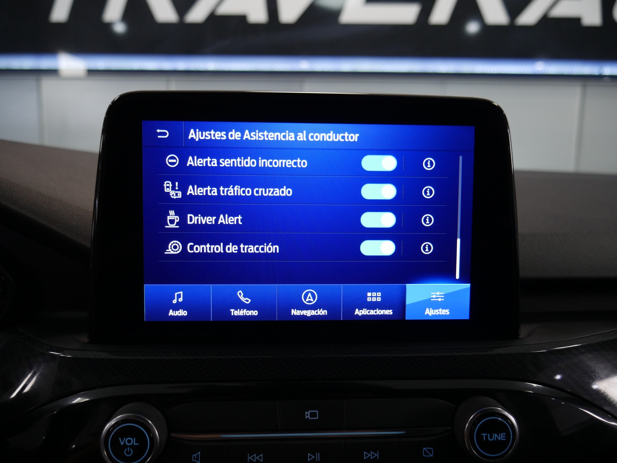 FORD KUGA
