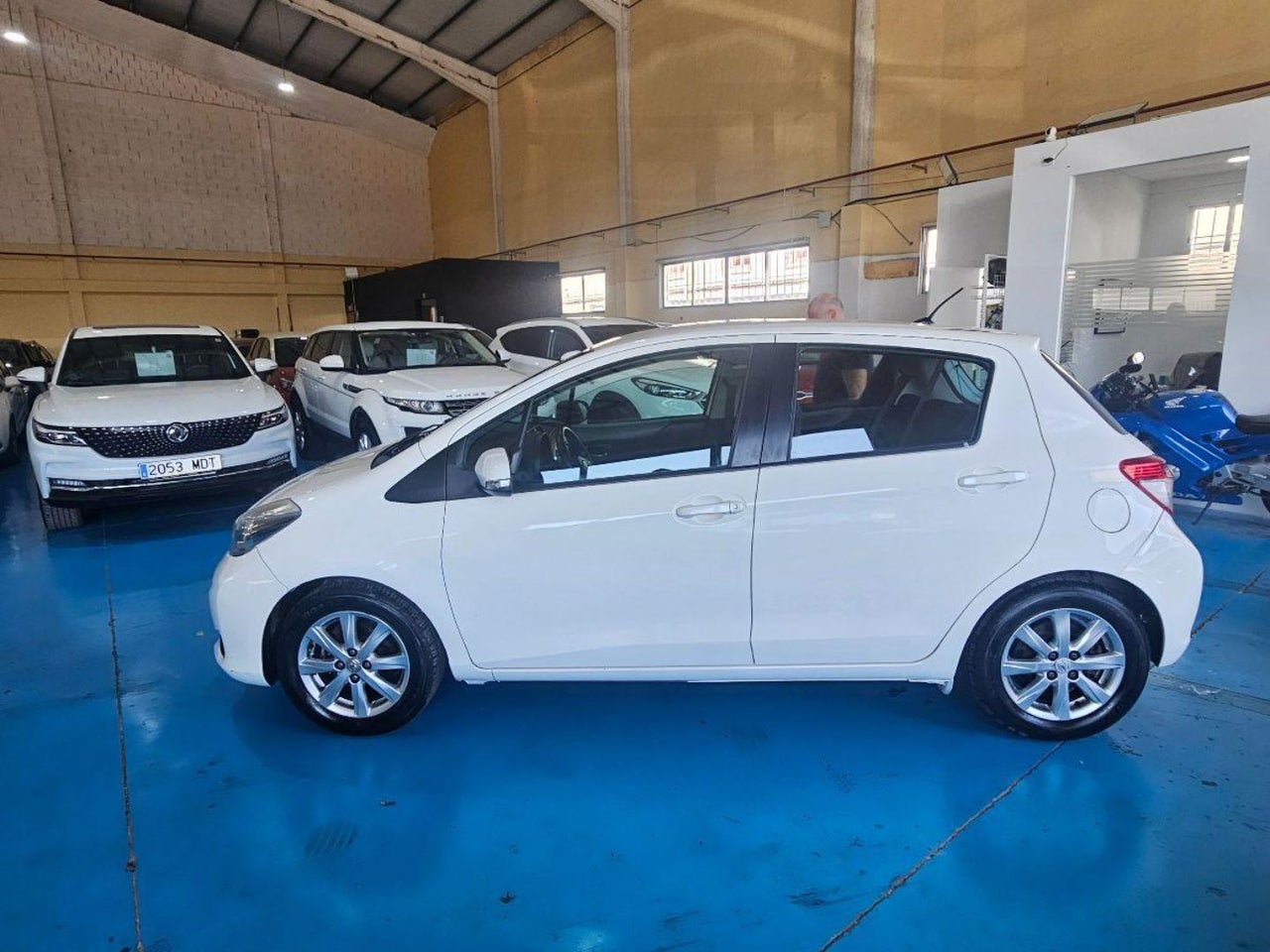 Toyota Yaris - 4