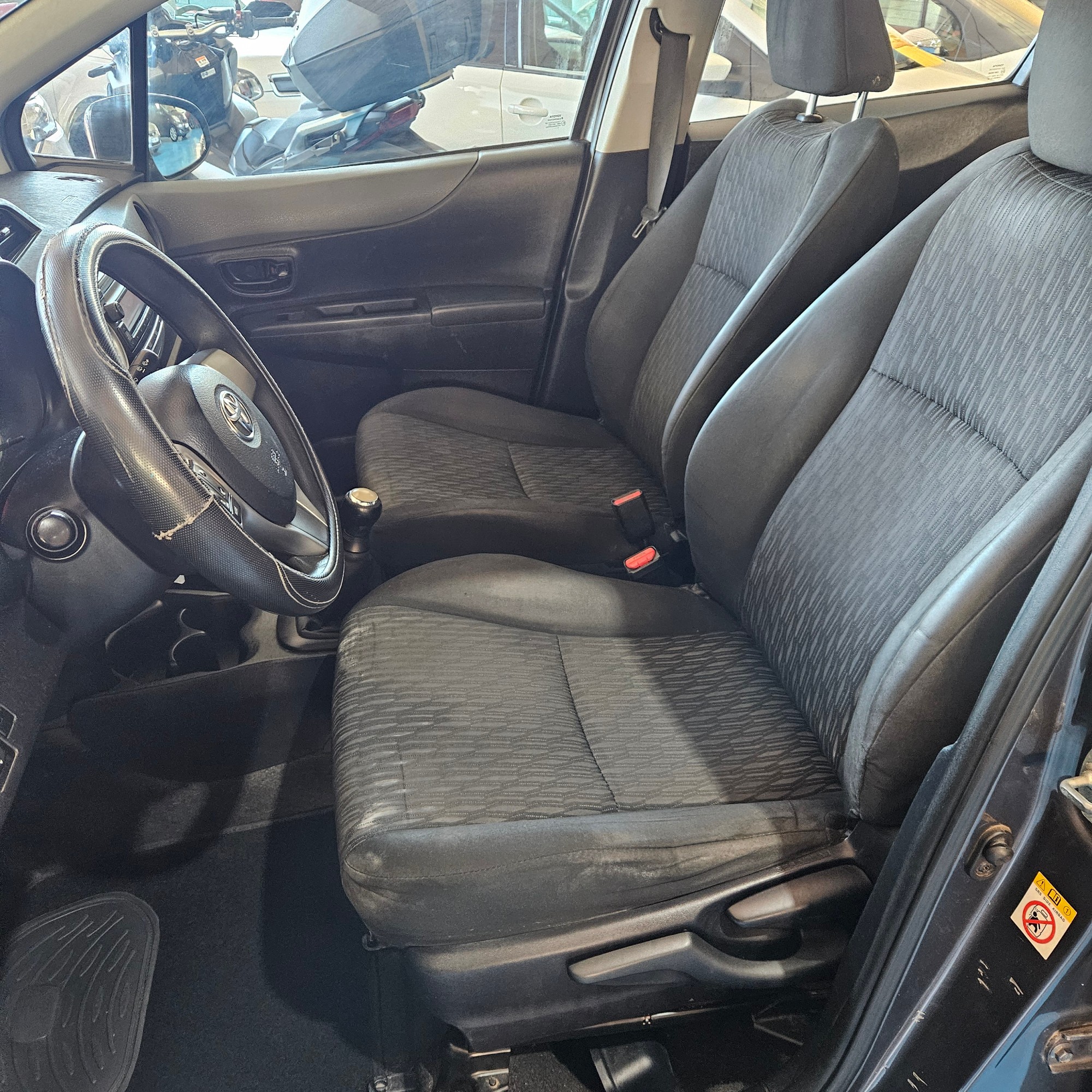 Toyota Yaris - 15