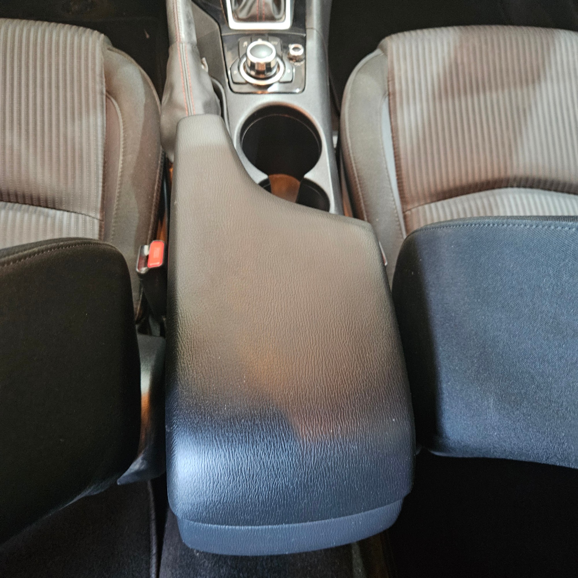 Mazda Mazda3 - 16