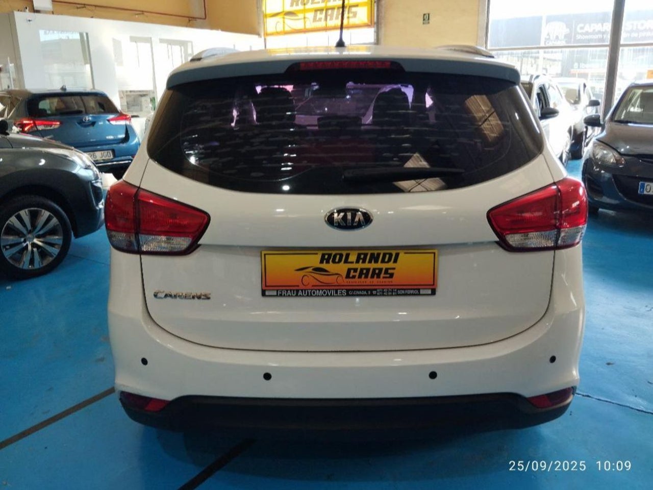 Kia Carens - 6
