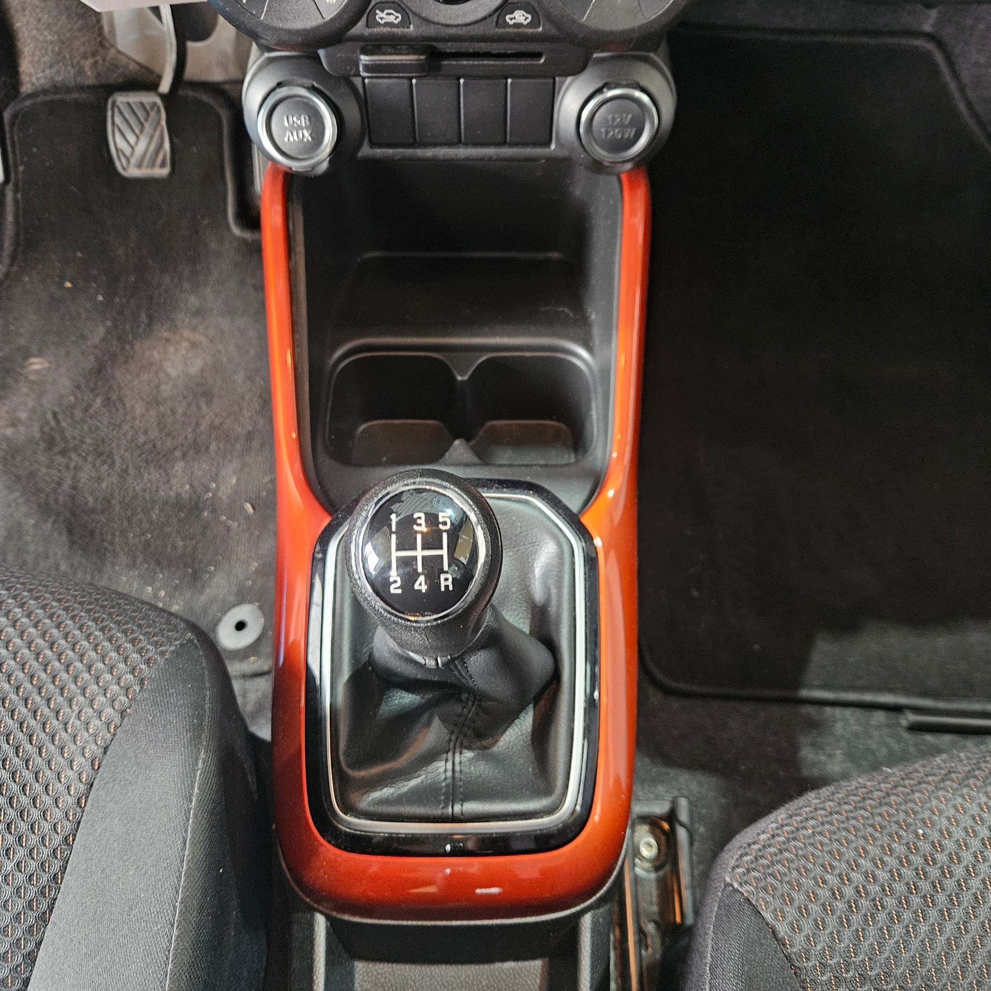 Suzuki Ignis - 14