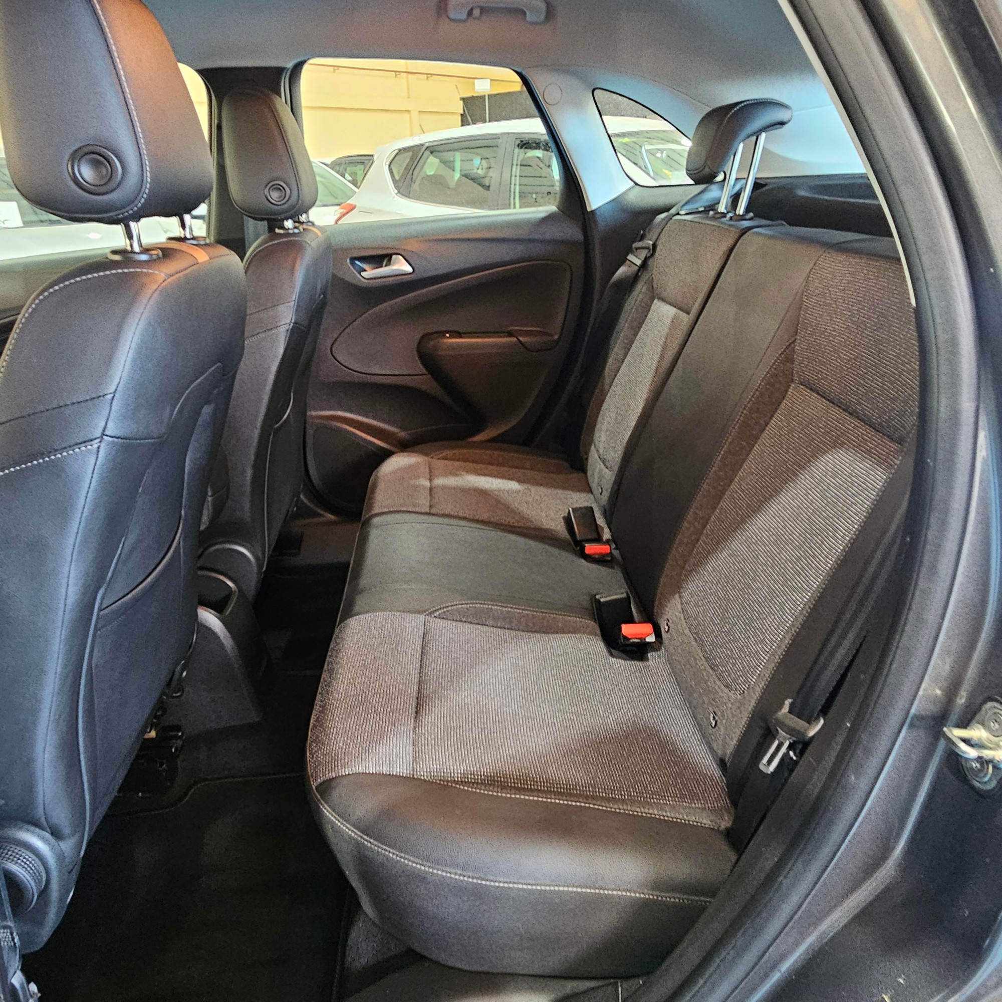 Opel Crossland - 24