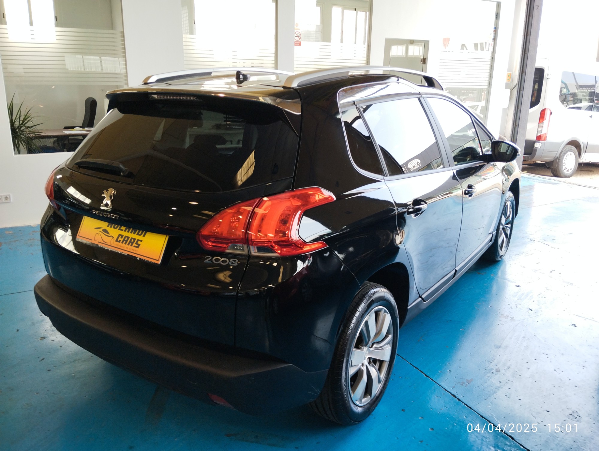 Peugeot 2008 - 6